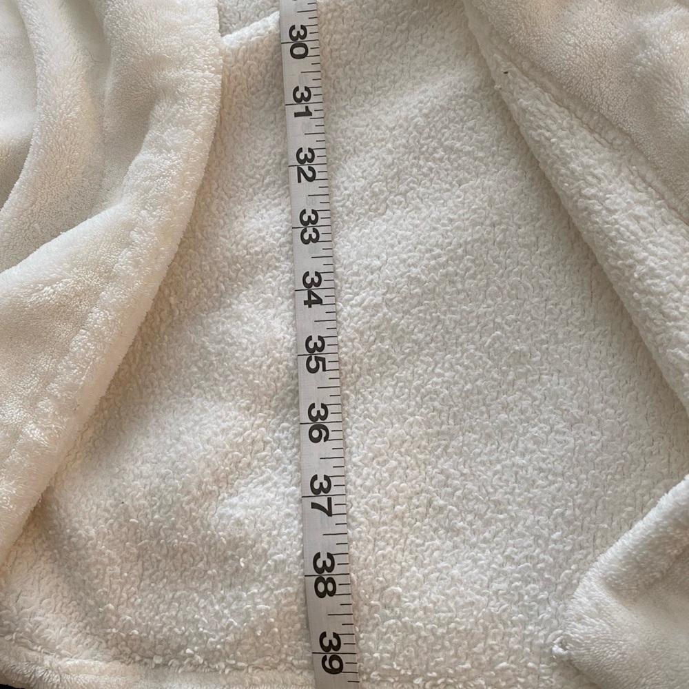 Fluffy White Spa Robe M/L - Picture 8 of 11